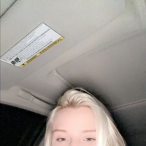 Meet your Posher, Whitney